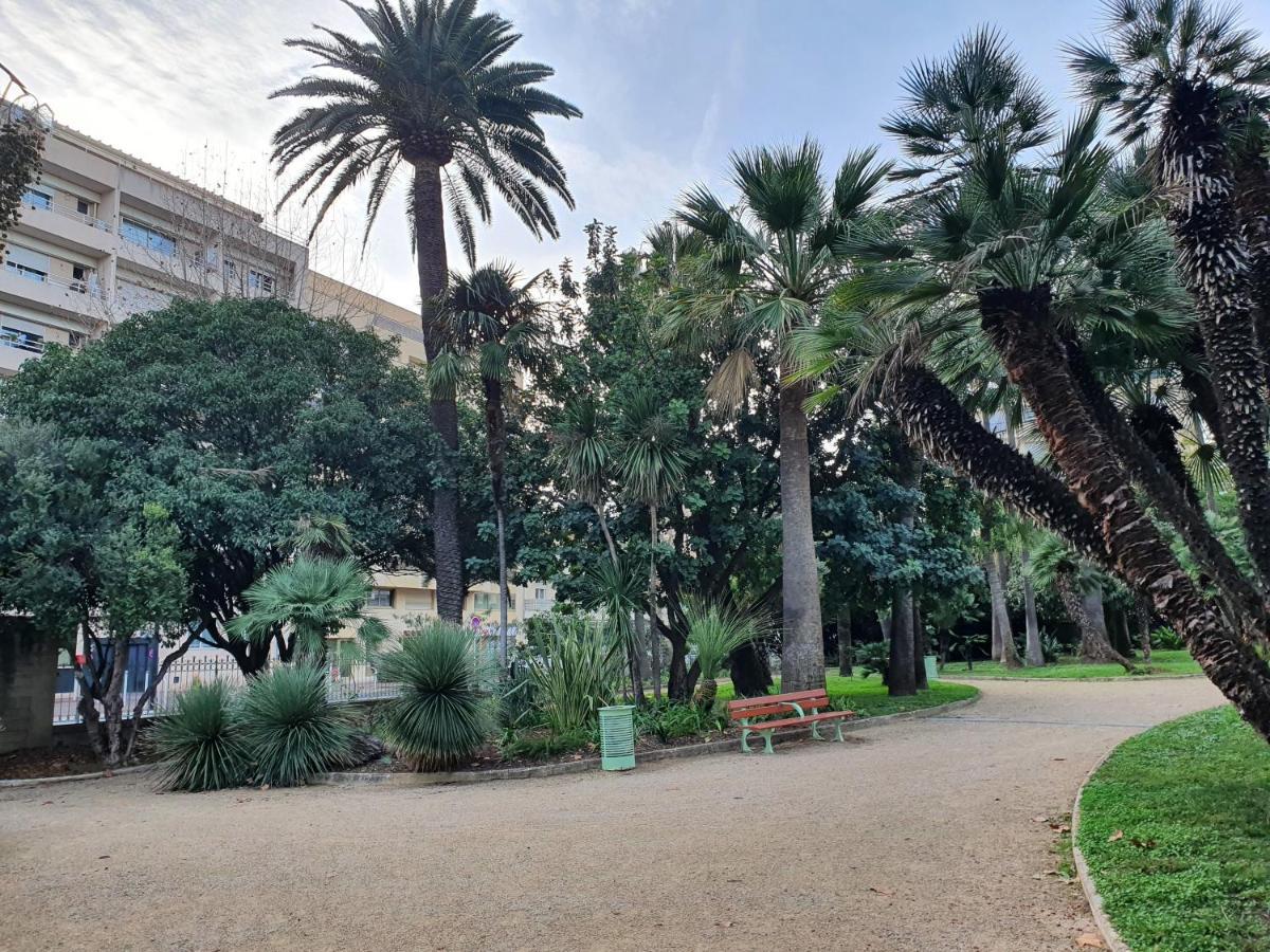 Appartement 2 Pieces Meubles A Juan Les Pins Антиб Экстерьер фото