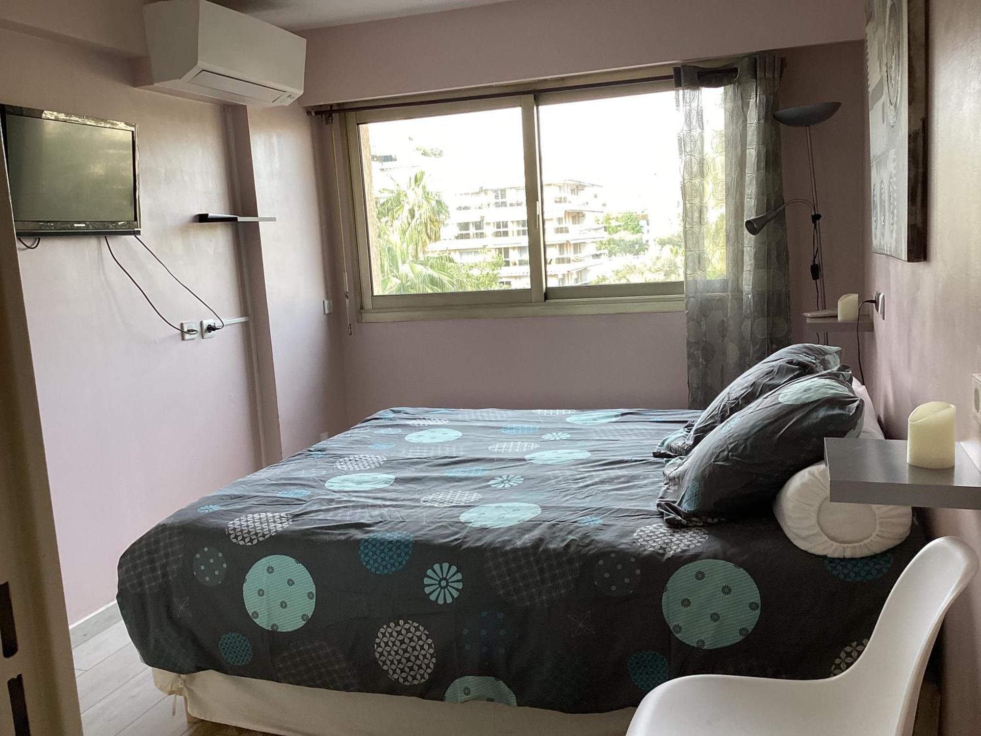 Appartement 2 Pieces Meubles A Juan Les Pins Антиб Экстерьер фото